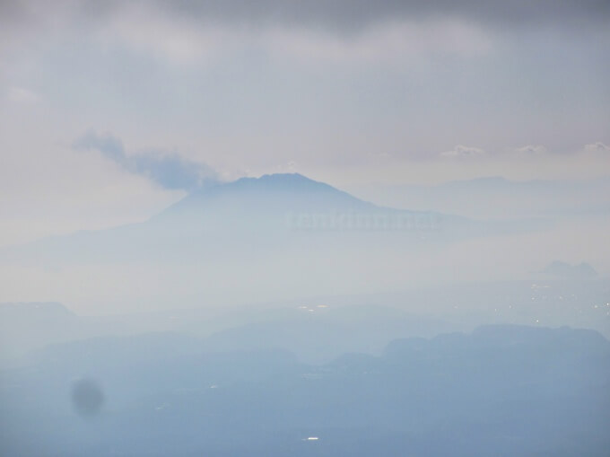 40高千穂峰登山、桜島ズーム