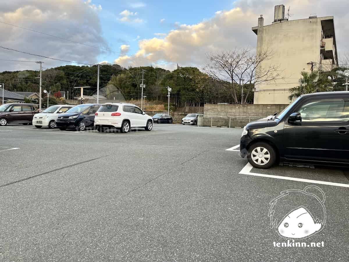 福岡の天ぷら「ひらお」無料の駐車料がある
