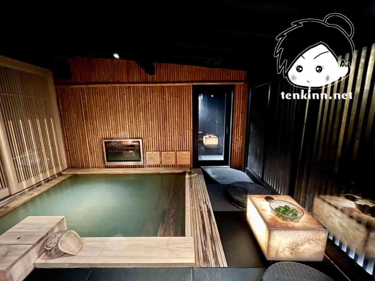 黒川温泉＆白川温泉の客露天風呂付き高級旅館ランキング、竹ふえはおすすめしない、部屋の風呂は畳で清潔ではない