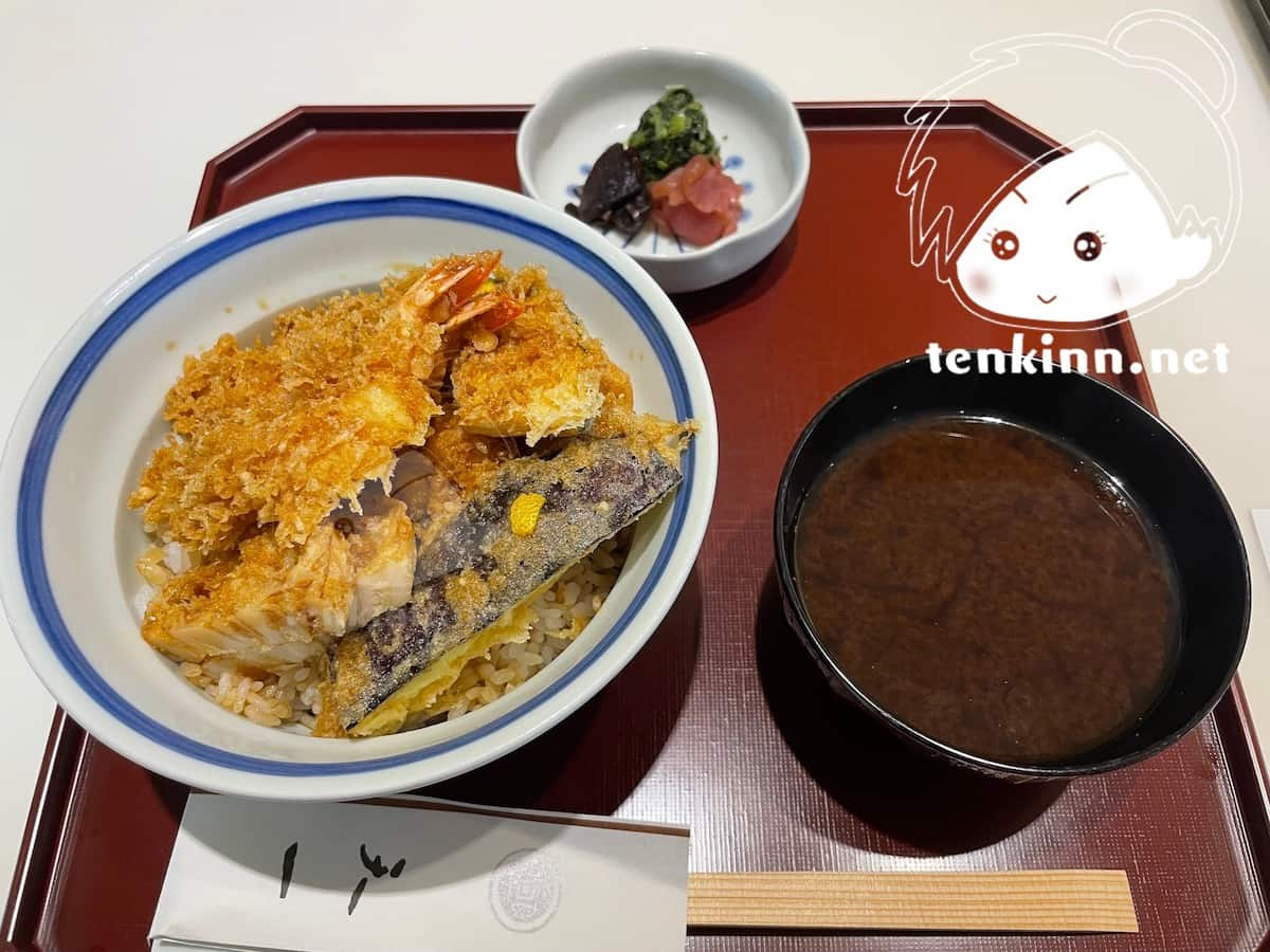 博多駅でご飯ランキング。天一を食べてみた。ランチ天丼