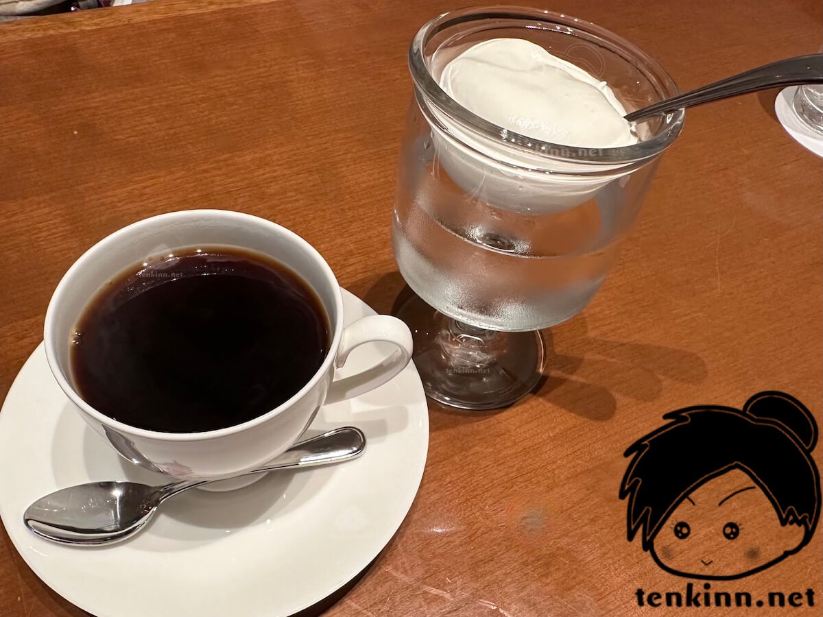 博多駅でご飯ランキング。カフェレジャン珈琲舎のだのサイフォン式コーヒー