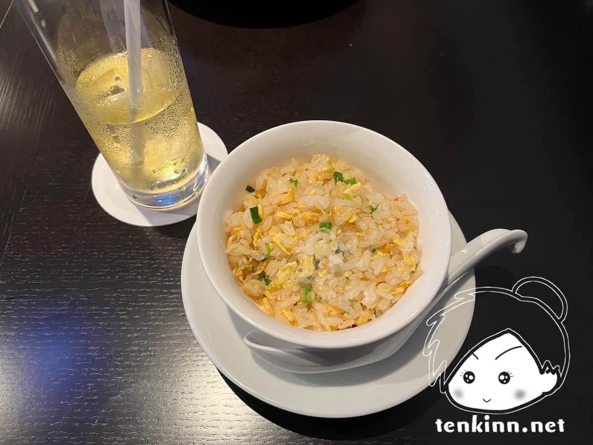 博多駅でご飯ランキング。華都飯店を食べてみた。福コース蟹肉入り炒飯