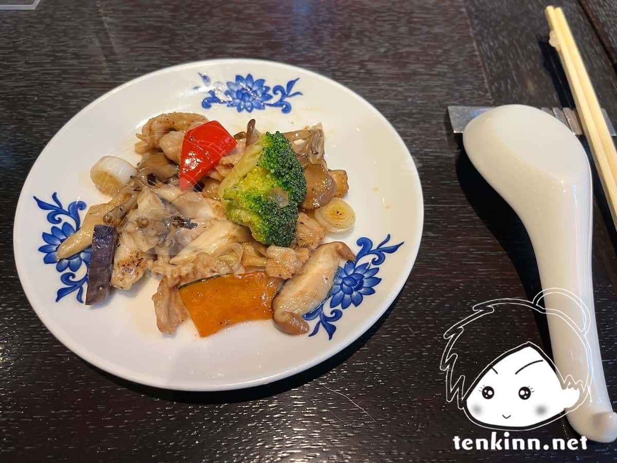 博多駅でご飯ランキング。華都飯店を食べてみた。華都家常菜コースの豚肉の黒胡椒炒め