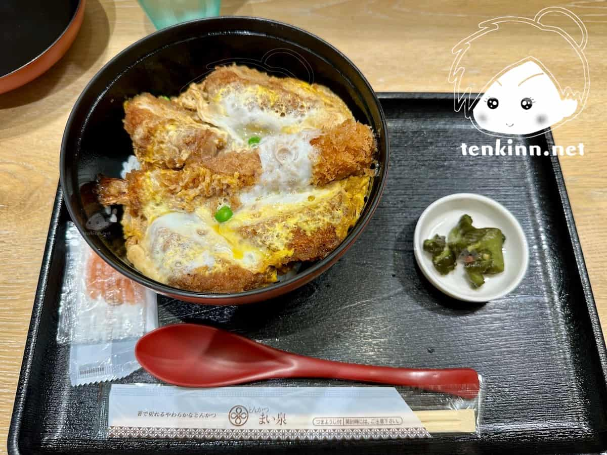 博多駅でご飯ランキング。まい泉でランチで食べる。ミックスかつ丼